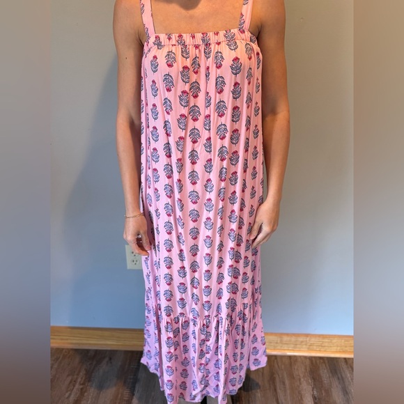 Old Navy Dresses & Skirts - Anthropologie Vibes Pink Leaf Print Dress - Old Navy
